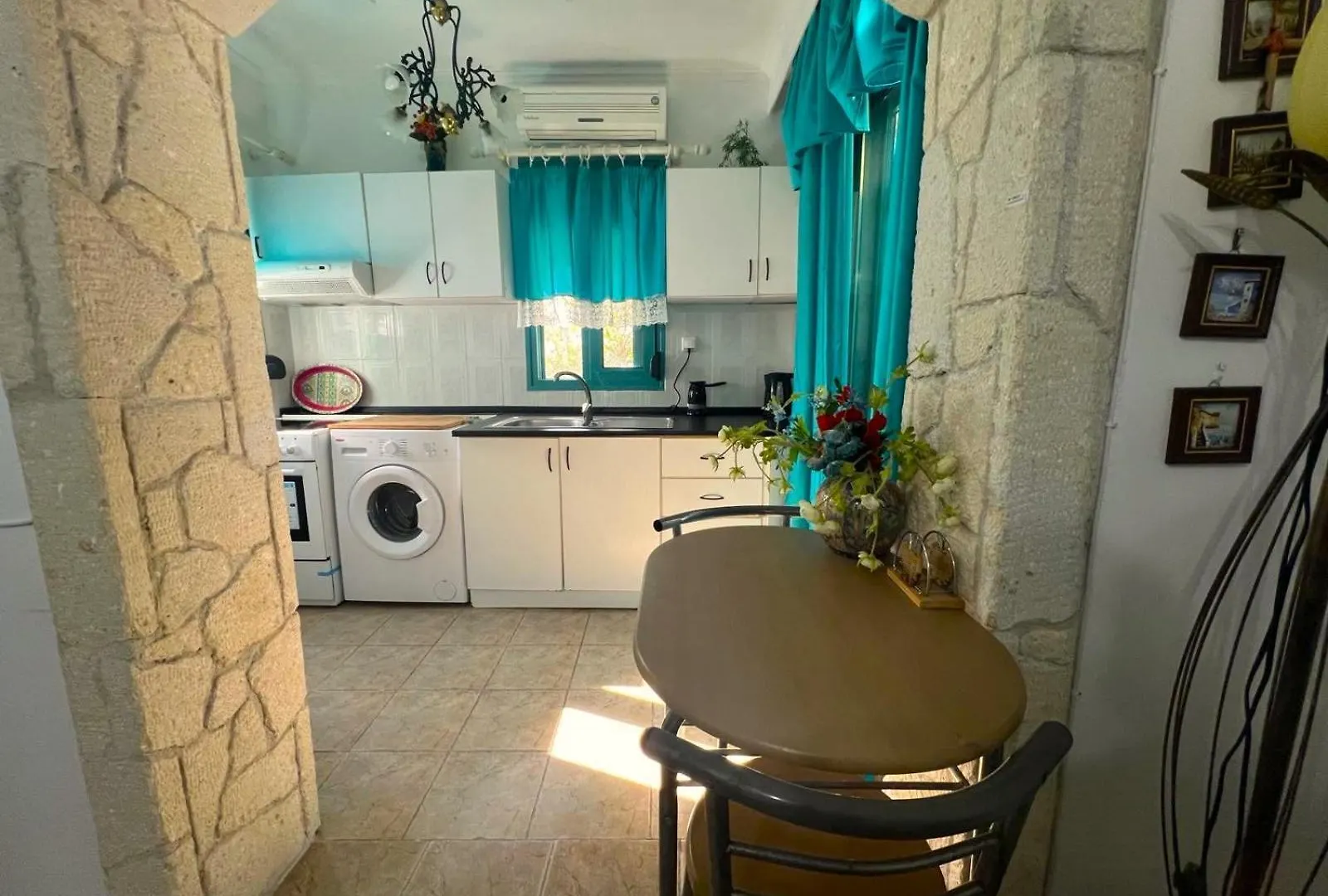 Smaragdi Apartment Pefkochori